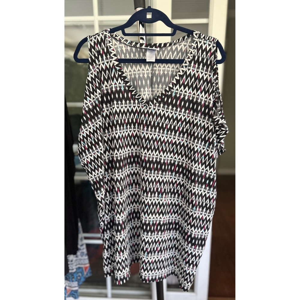 Swimsuits For All 18/20 Black Geometric Cold Shoulder Tunic Swimsuit Cover-Up